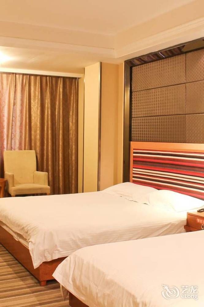 Motel 168 Hefei Changjiang Road Amber Resort Branch Экстерьер фото