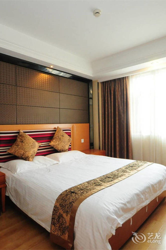 Motel 168 Hefei Changjiang Road Amber Resort Branch Экстерьер фото