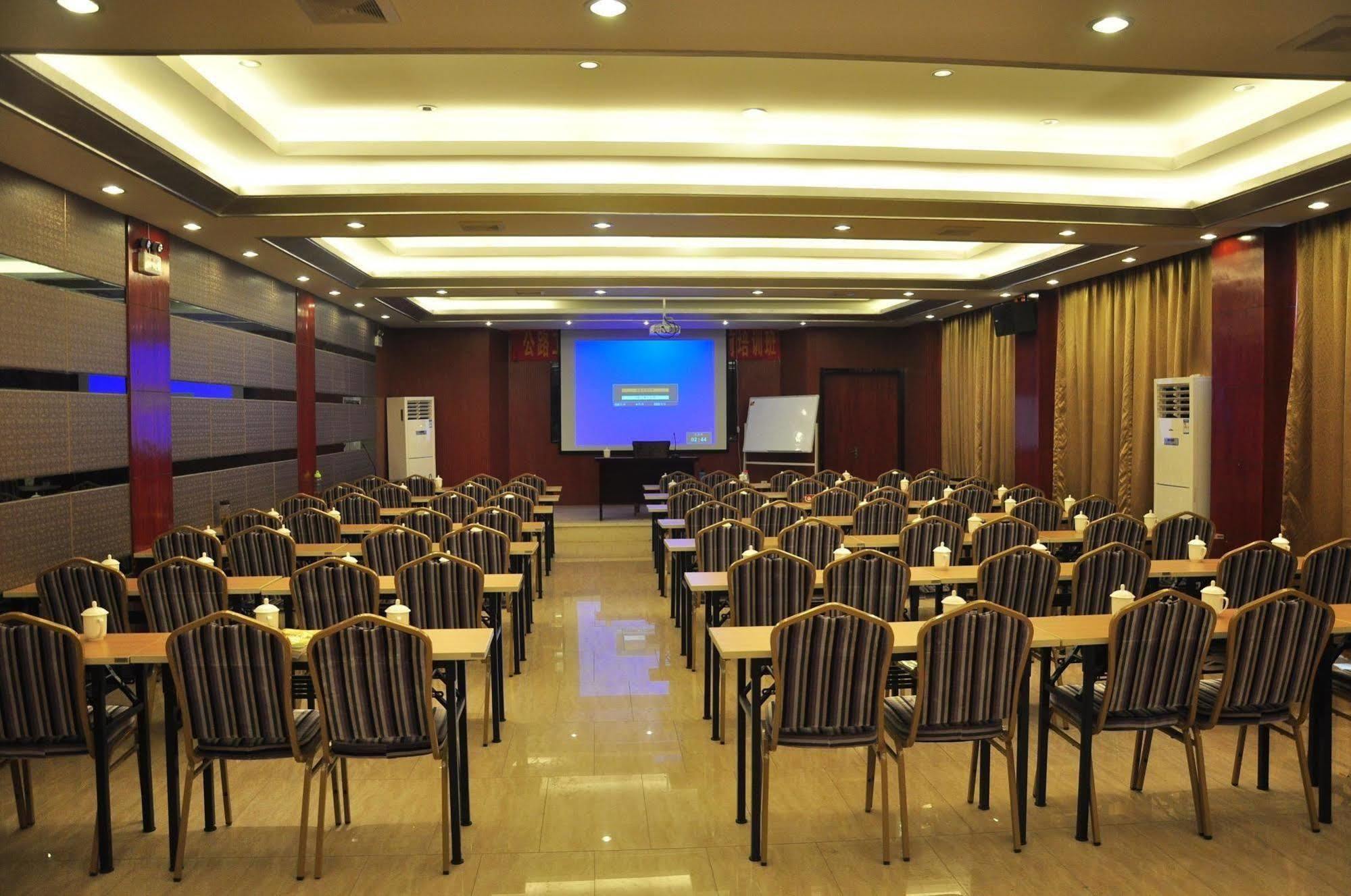 Motel 168 Hefei Changjiang Road Amber Resort Branch Экстерьер фото