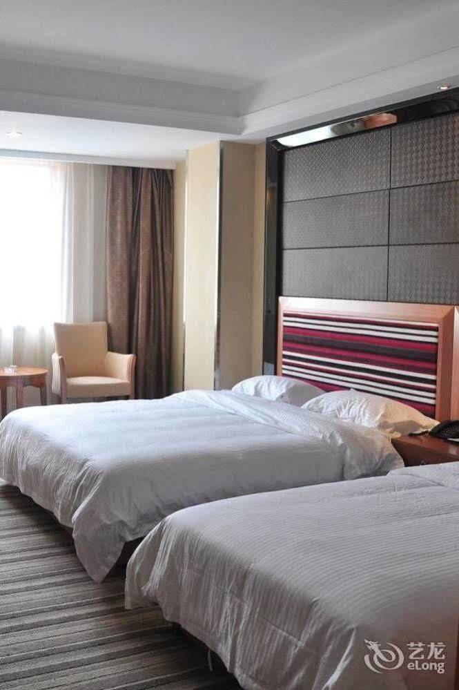 Motel 168 Hefei Changjiang Road Amber Resort Branch Экстерьер фото
