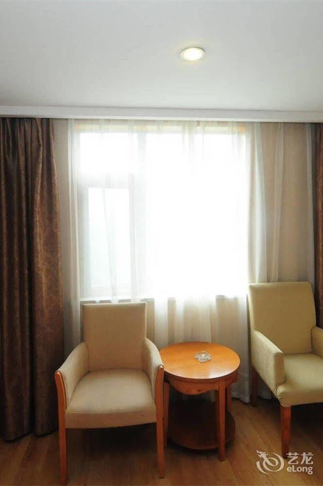 Motel 168 Hefei Changjiang Road Amber Resort Branch Экстерьер фото